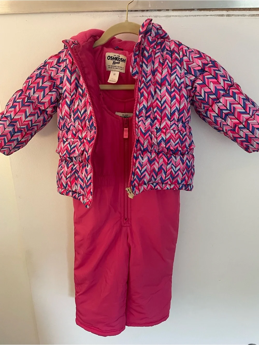 OshKosh B'Gosh toddler snowsuit 3T Jacket & Snow Pants Pink 2 piece set